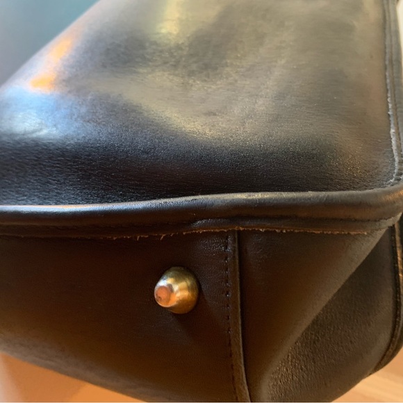 Coach Black Leather Shoulder Bag - Picture 5 of 7